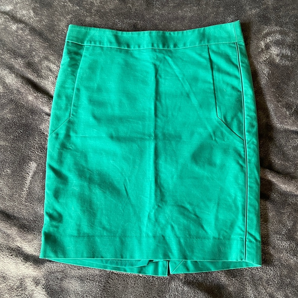 The Limited EUC Structured Pencil Skirt